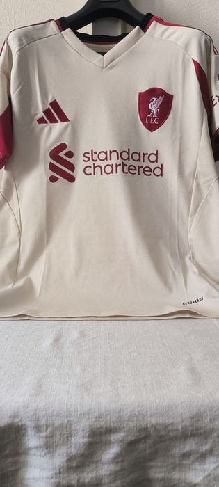 Camisola Vendo camisola do Liverpool da época 25/26Liverpool