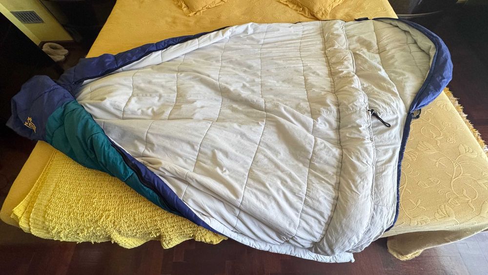 4 sacos cama  de campismo Altus como novos