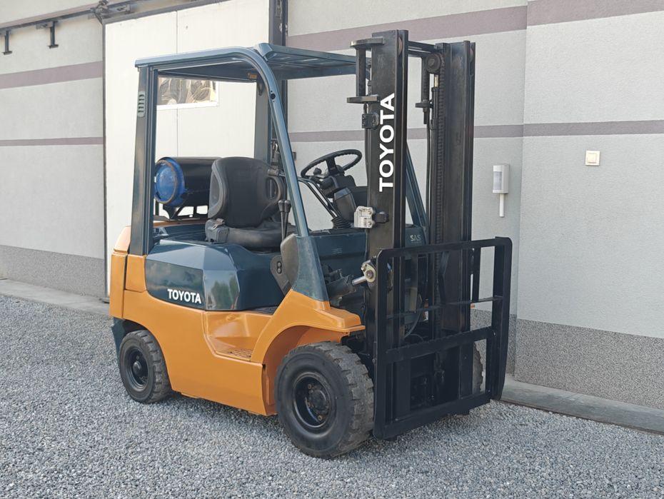 Wózek widłowy Toyota 7FG15 1.5T Lpg Manual Pełne opony