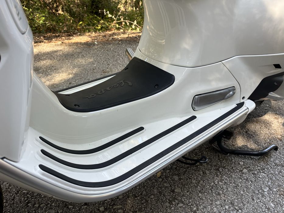 Vespa GTS 300 Super • 2020 • Só 3.200 km • Excelente estado