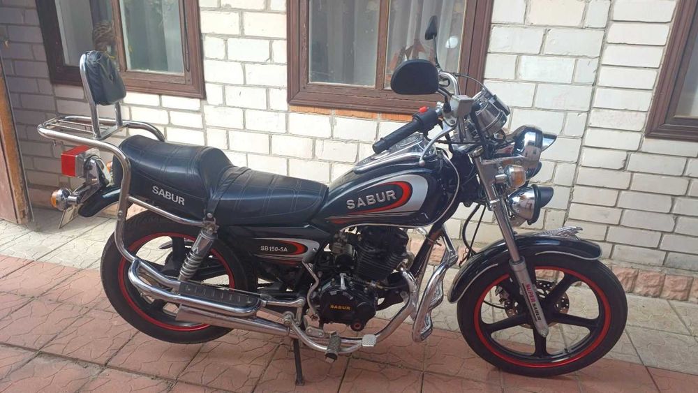 Продам мотоцикл-A SABUR SB150 , 2013рік. пробіг 3608 км.