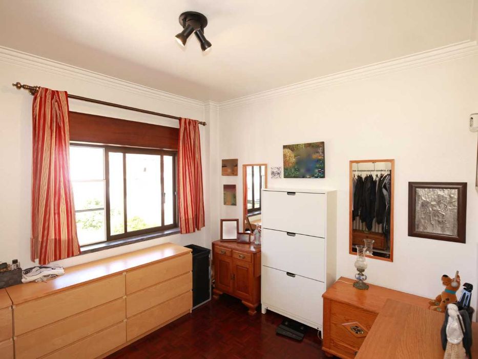 Vendo Moradia V4 em Vale de Milhaços - Corroios