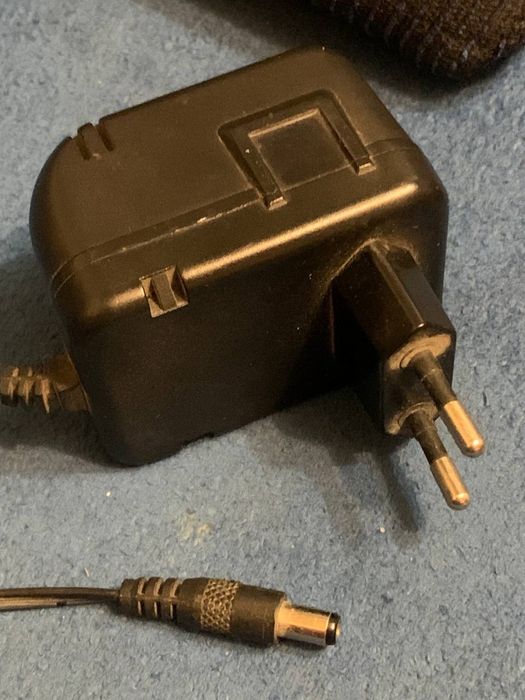 Блок питания 2 шт. OEM AA-091abm9V/1Amp и Zolann reg-2 2-12V/100mA.