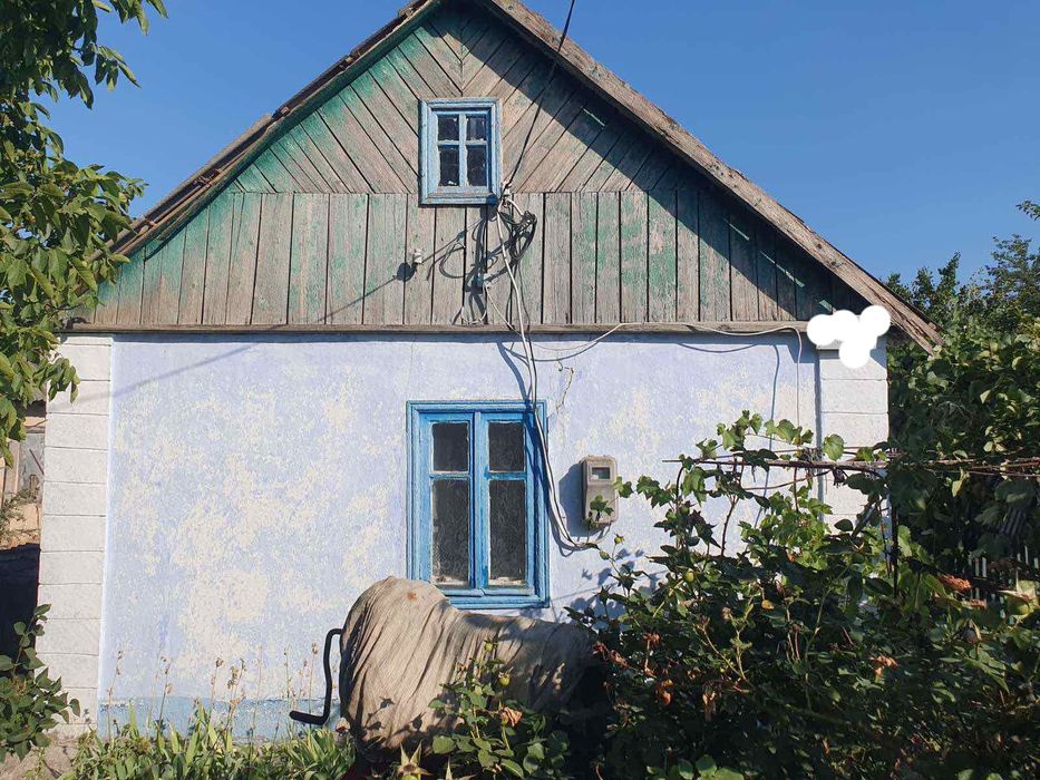 Продам будинок в смт Великодалинське