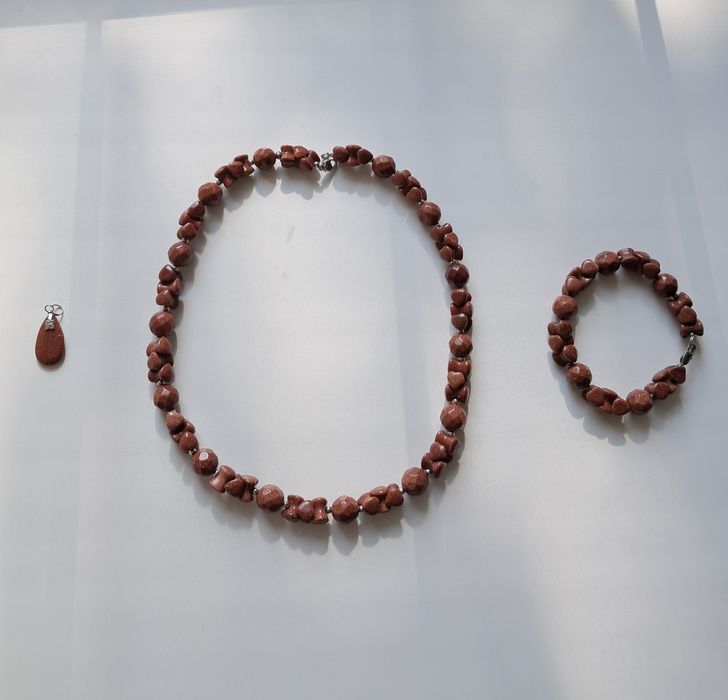 Прикраси жіночі авантюрин