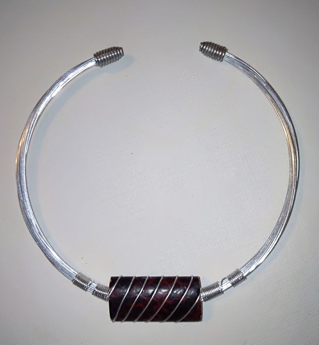 Gargantilha  pel de cobra verdadeira