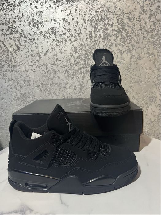 Nike Jordan 4 Black Cat 39