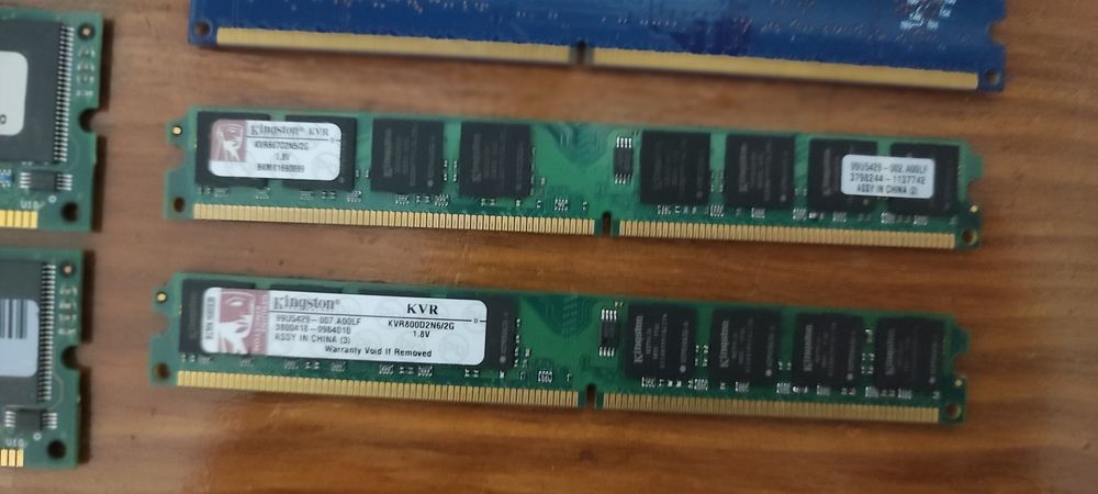 Memória RAM várias gerações e tipologias/especificações64738279240451121