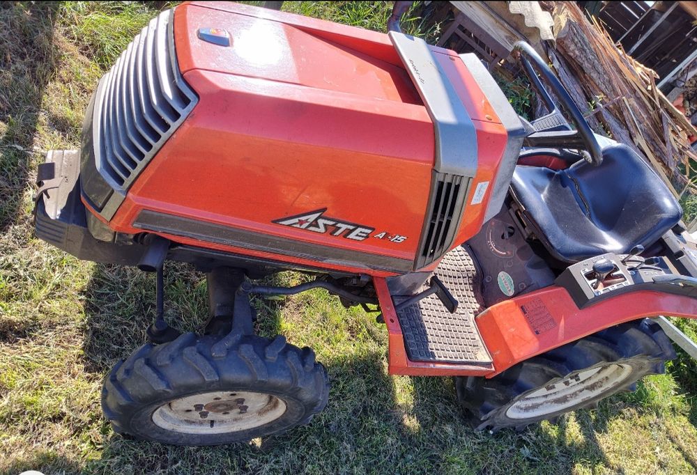 Міні-трактор Kubota Aste A-15