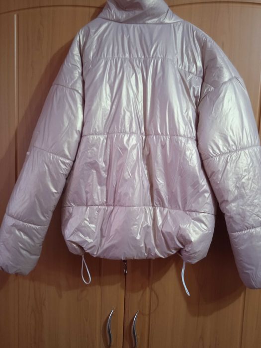 Куртка на дівчинку демі