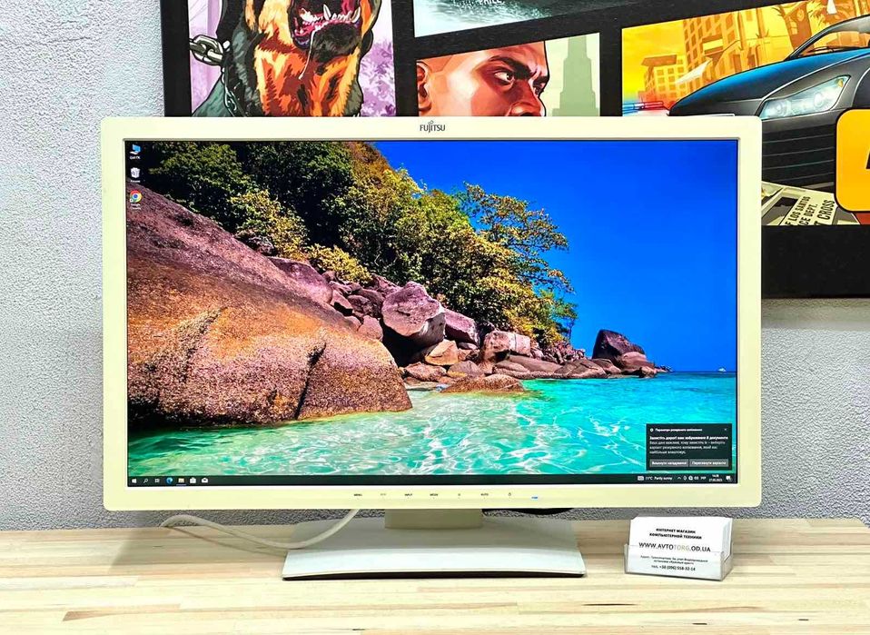 • Монітор FUJITSU P27T-7 / 27 Дюймів / 2К (2560x1440) / AH-IPS •