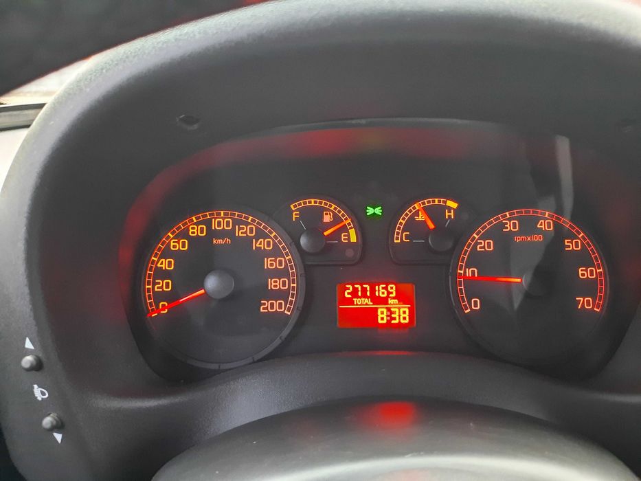 Fiat Doblo 2010, Фіат Добло пасажир 2010