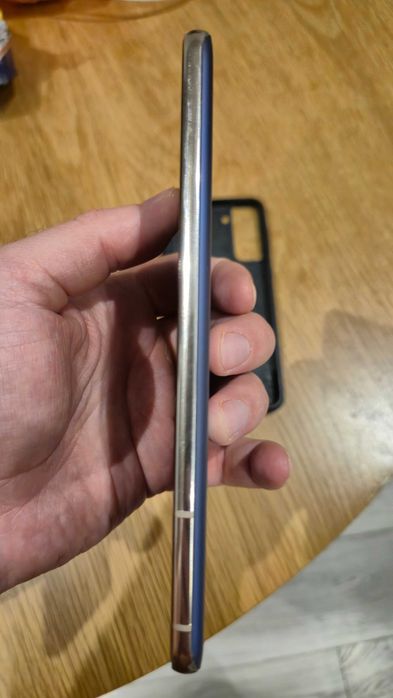 Samsung galaxy S21 plus