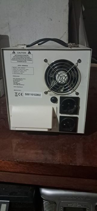 Стабілізатор напруги Volt Polska 10000 кіловат