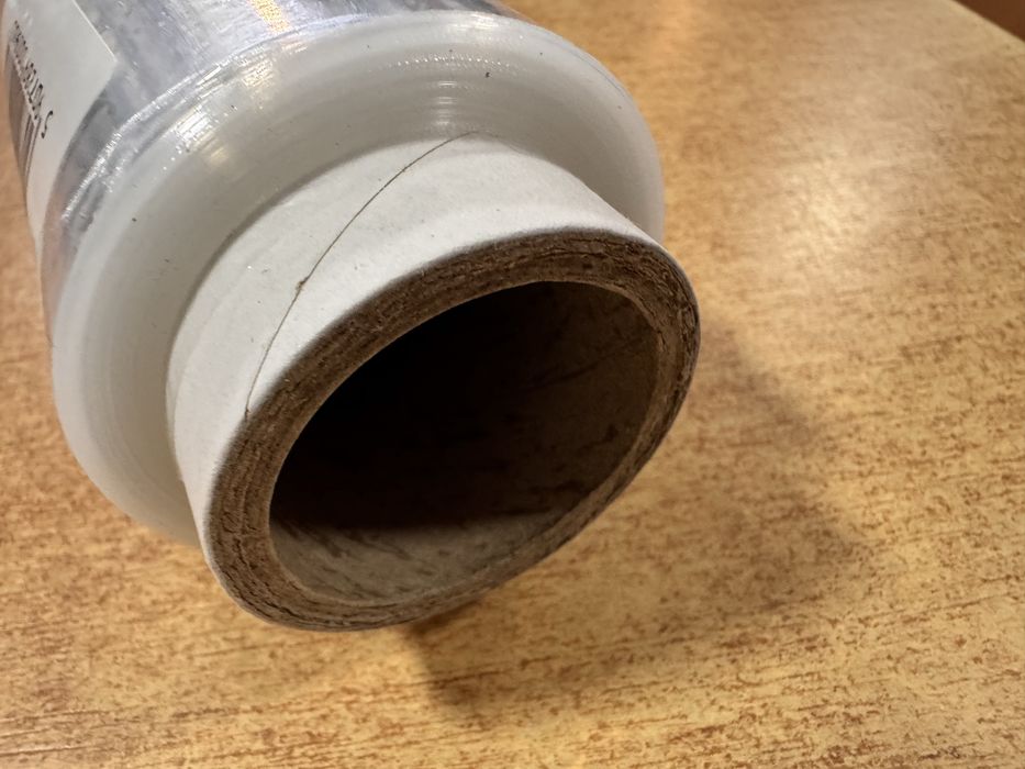 Folia spożywcza ok 30cm x 300m ( tez do np pakowania odziezy itp)