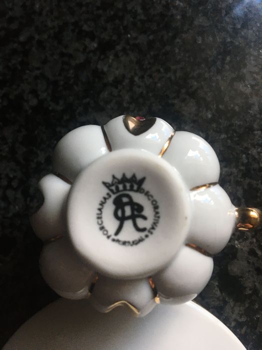 Conjunto de chávena em miniatura