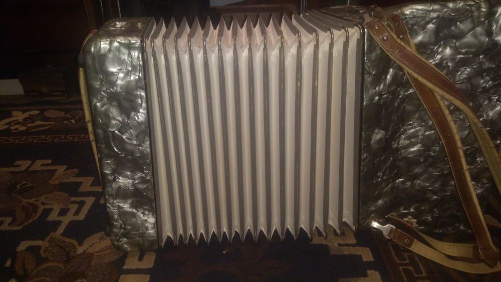 Акордеон Weltmeister