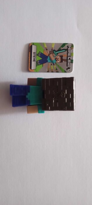 Figurka Minecraft Kinder Joy Steve VC308 i Magma VC 323