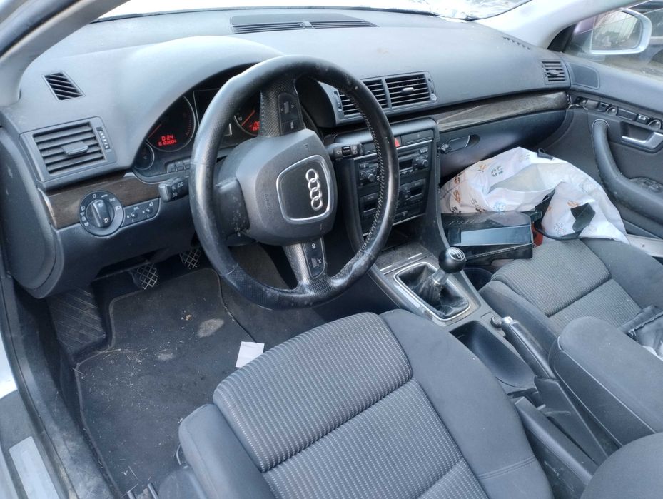 Audi A4 Avant B7 2.0 TDI Só Para Peças