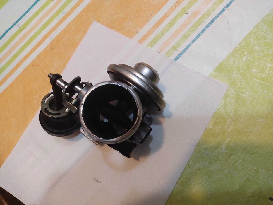 Válvula EGR golf 4 1.9 110cv 1998