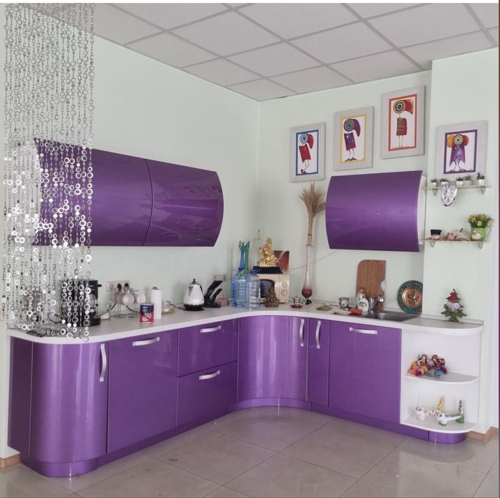 Кухня мдф, фурнітура блюм стан новоі