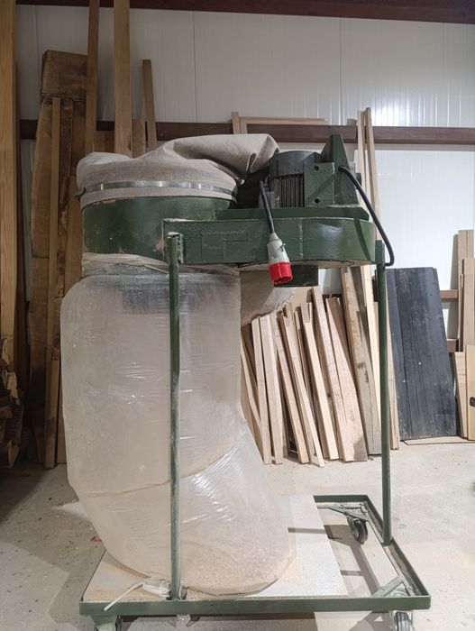 Odciąg, wyciąg trocin, wiórów