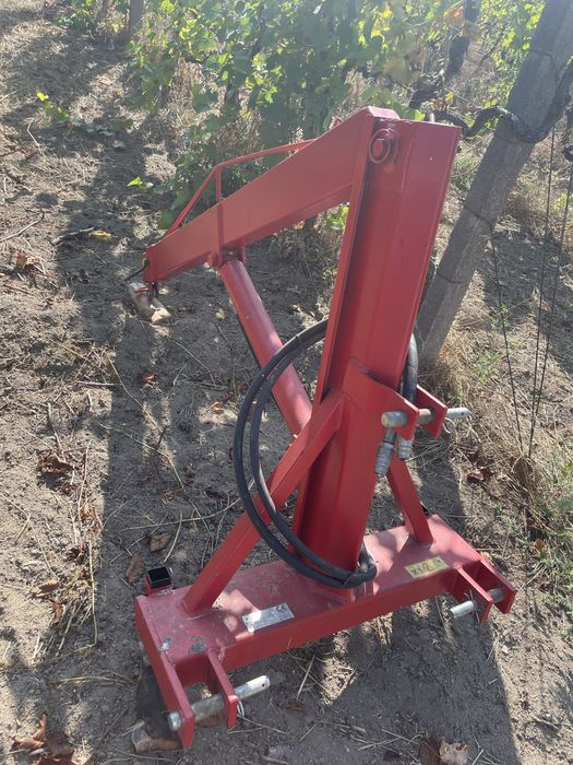 Vendo grua traseira NOVA