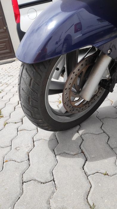 Aprilia atlantic como nova