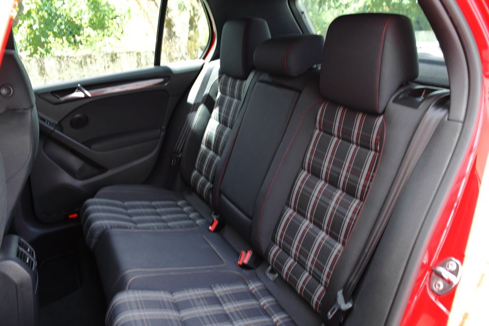 VW Golf 6 GTI DSG 2.0 TSI 211CV  (229€/Mês)