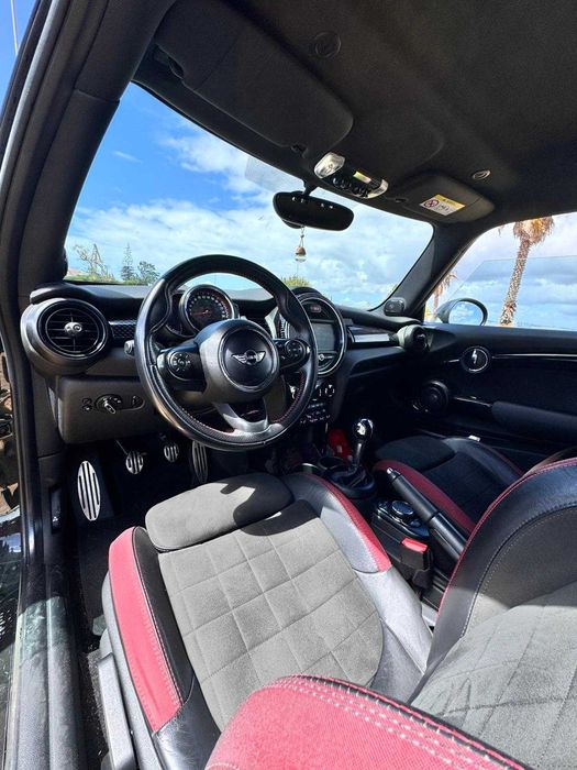 MINI John Cooper Works 2017/12 | 231 cv | todo original - Nacional | caixa manual