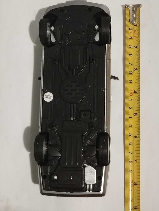 Модель Mercedes-Benz S 320. 1/24