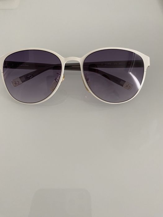 Oculos sol calvin klein com caixa
