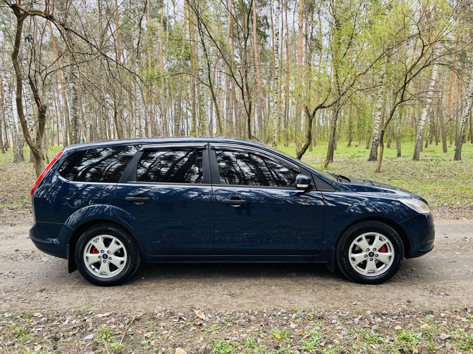 Ford Focus 1.6 Duratec Titanium 2011 рік Official