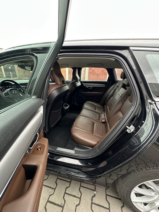 Volvo V90 II Estate D4, 190km, 2020