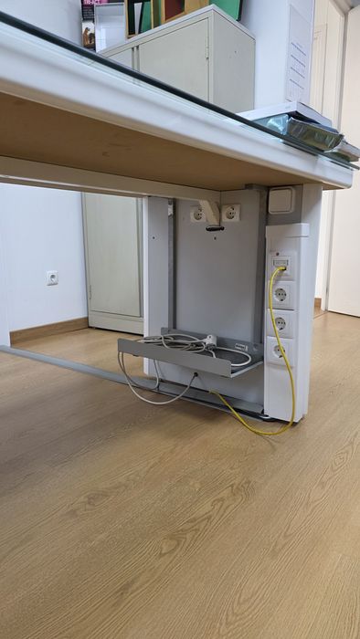 Secretária escritório