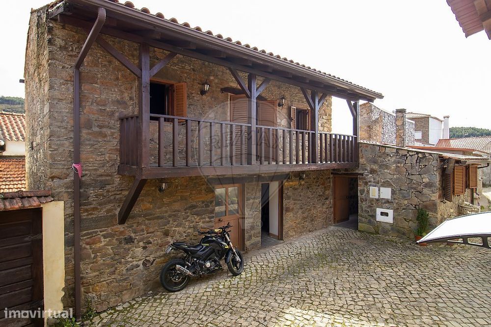 Moradia T2 para venda