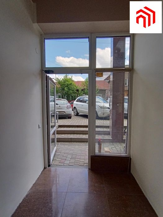 Продається приміщення в центрі