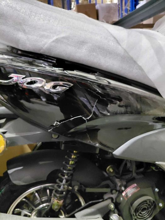 Скутер бензиновий FORTE NEW JOG 80CC чорний