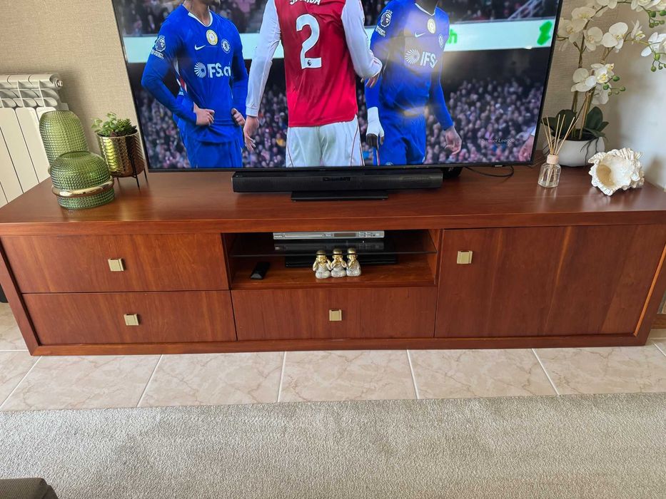 Móveis de sala de jantar e estar