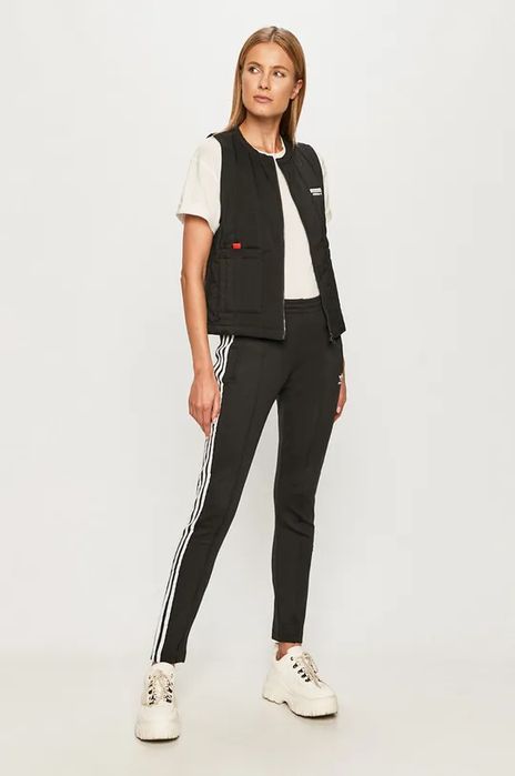 Spodnie dresowe ze zwężaną nogawką adidas 34