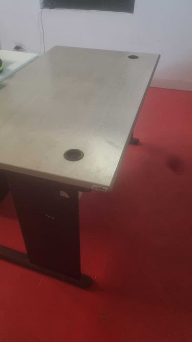 Secretária para escritório ou uso pessoal