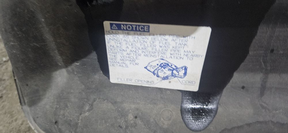 Yaris III Zbiornik paliwa Bąk Hybryda