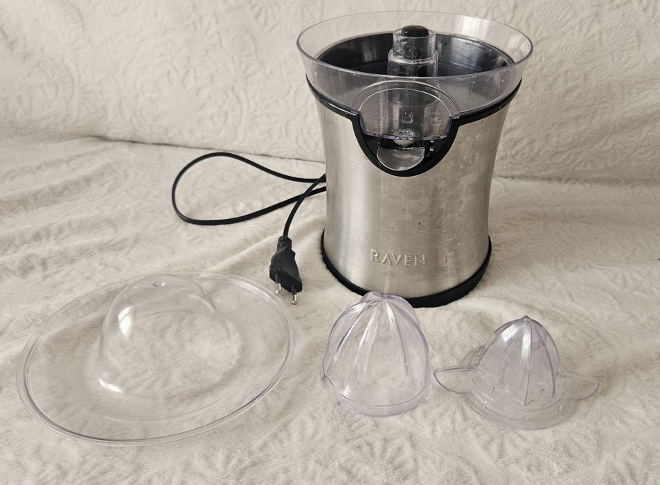 wyciskarka do cytrusów to model Raven EWY002.