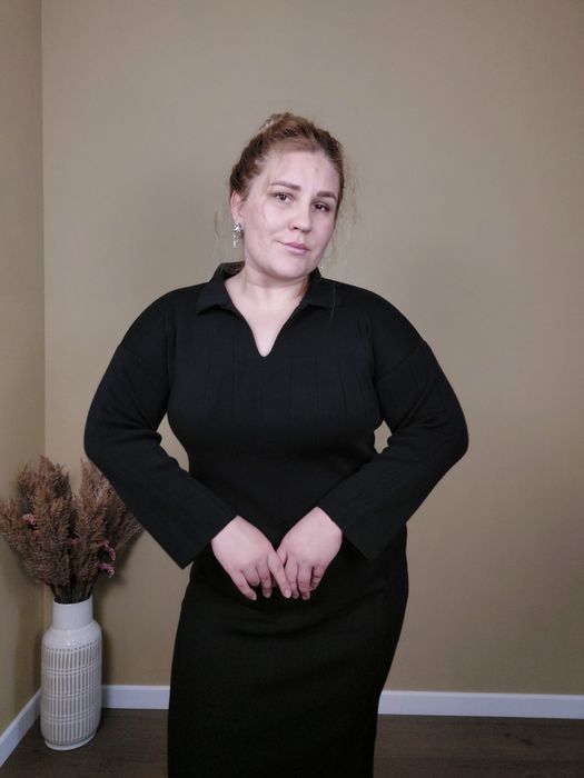 Сукня тепла в'язана