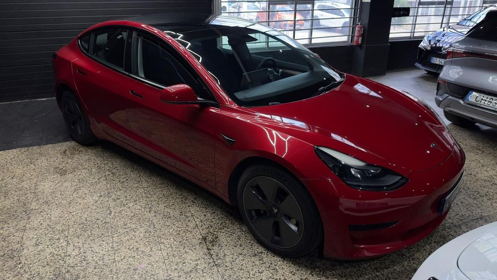 Tesla Model 3 Standard Range Plus RWD