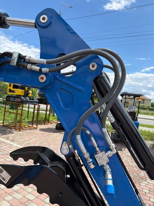 Екскаватор 3.5 тон Rippa R32 Pro Kubota V1505 новий