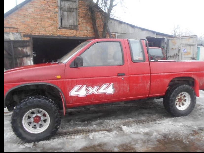 Запчастини Nissan King Cab (нісан кінг каб)