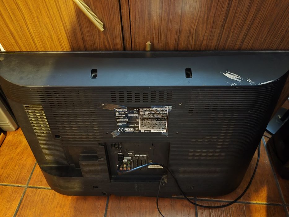 Televisão LCD Panasonic TX-32LE8F. 32 polegadas