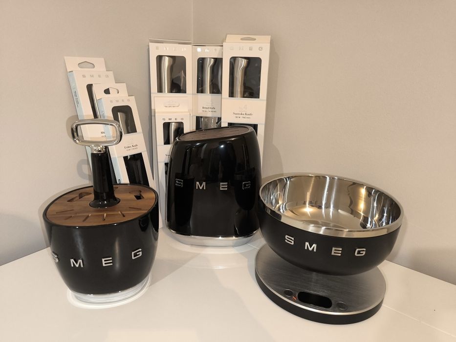 Nowy zestaw SMEG blok z noże czarny waga stojak na sztućce czarne