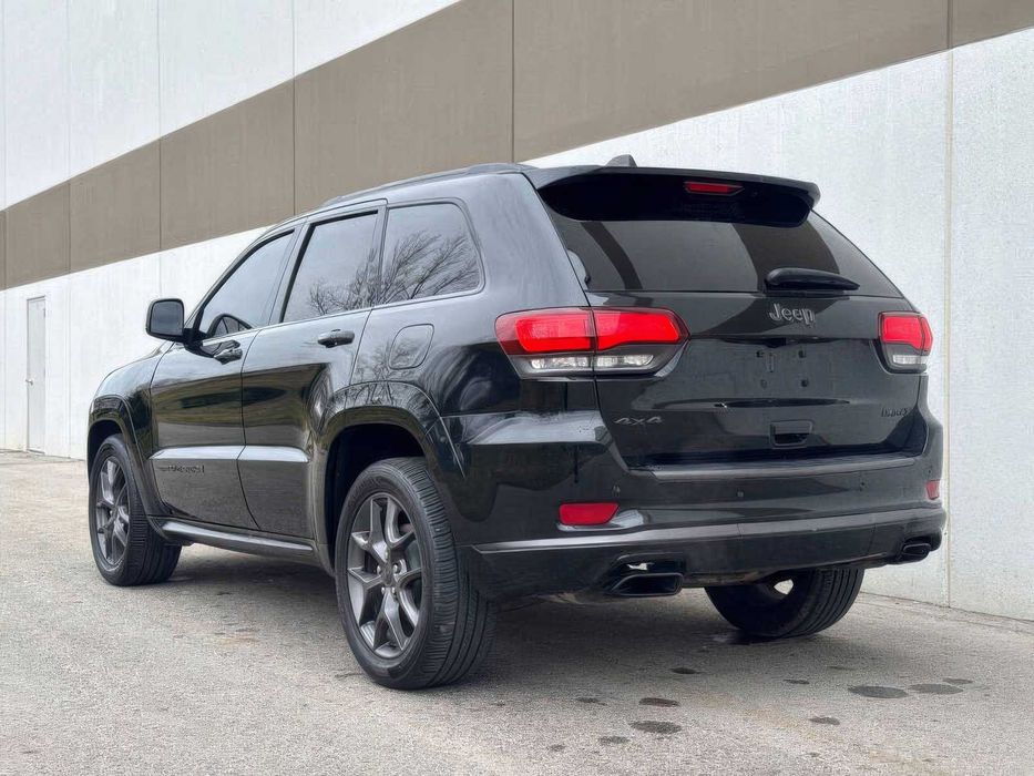Jeep Grand Cherokee      2020